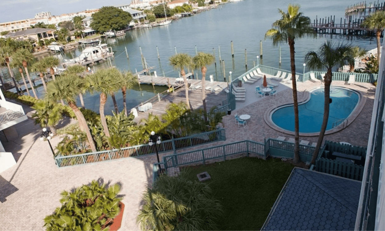 Clearwater Beach live webcam showing Gulf views and beach scenery